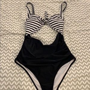 Cupshe swimsuit